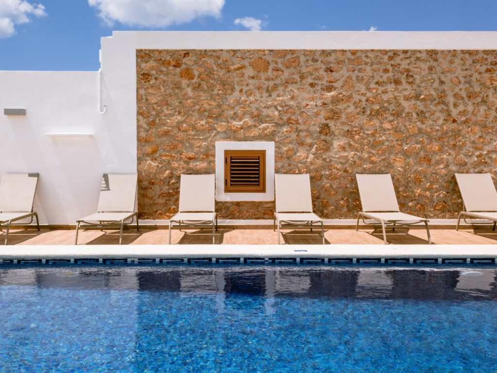 Can Pep Luis Can Pep Mortera Is Located In The Beautiful Countryside Near To Playa Den Bossa Sant Jordi de ses Salines Kültér fotó