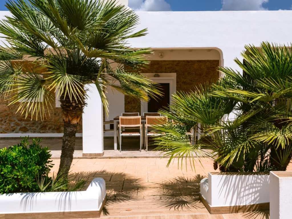 Can Pep Luis Can Pep Mortera Is Located In The Beautiful Countryside Near To Playa Den Bossa Sant Jordi de ses Salines Kültér fotó