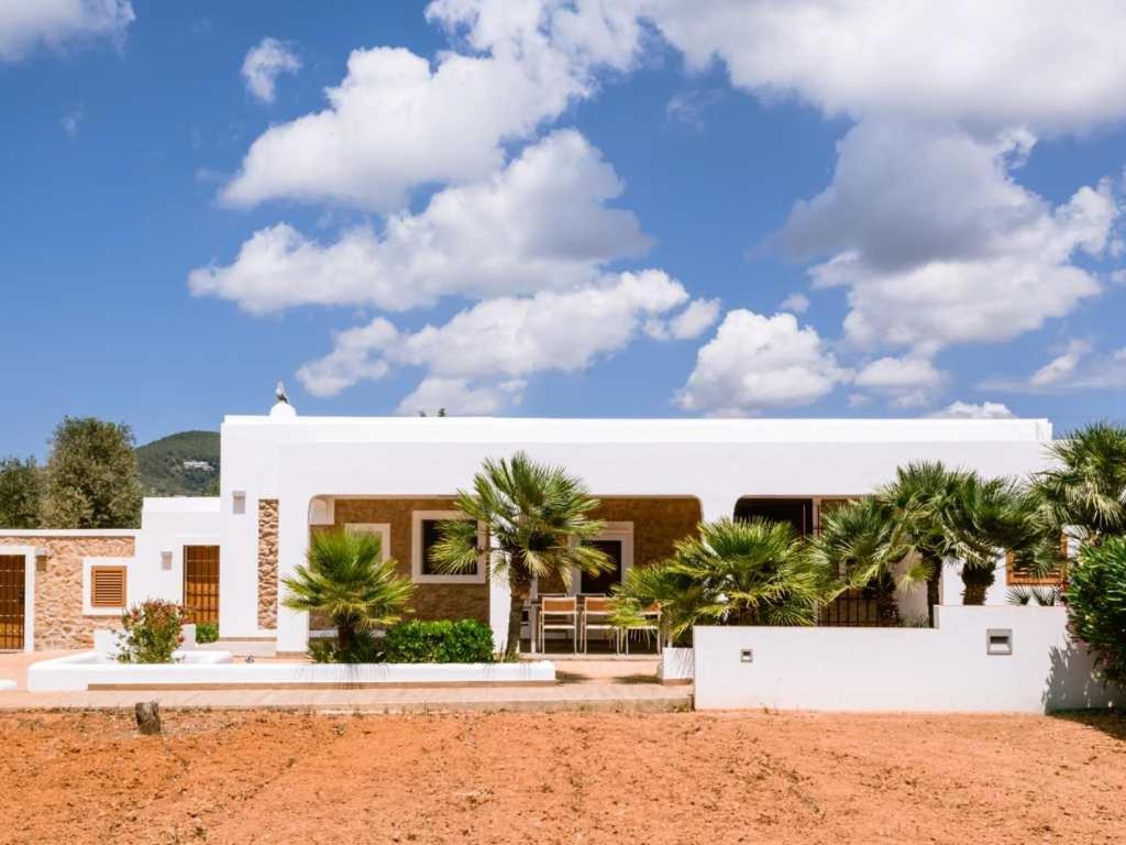 Can Pep Luis Can Pep Mortera Is Located In The Beautiful Countryside Near To Playa Den Bossa Sant Jordi de ses Salines Kültér fotó